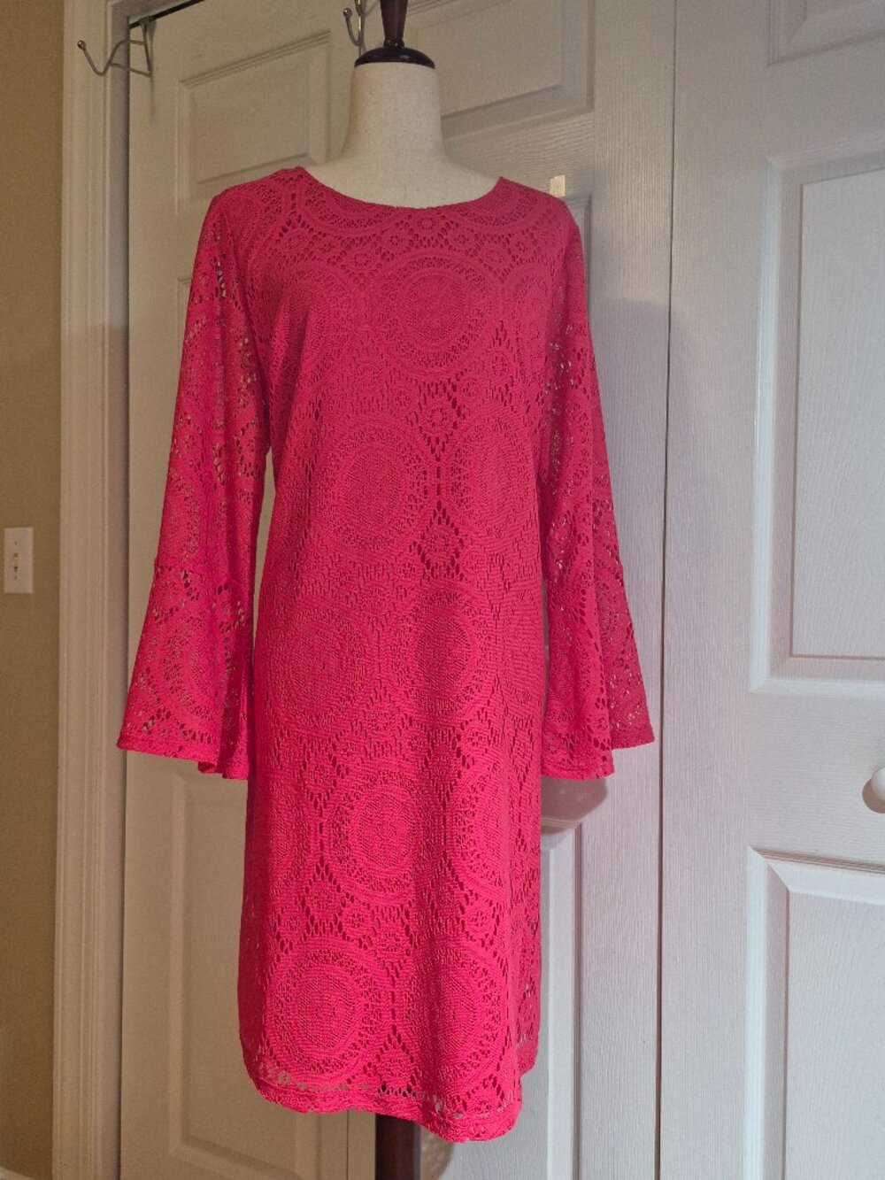 Coral Pink Lace Dress sz 1X Stretch Shift Summer Party